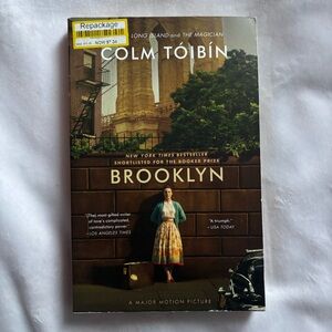 Brooklyn by Colm Tóibín Paperback